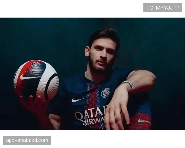 巴黎欧冠冠军目标能否实现，竞争形势与近期表现影响赛季走势